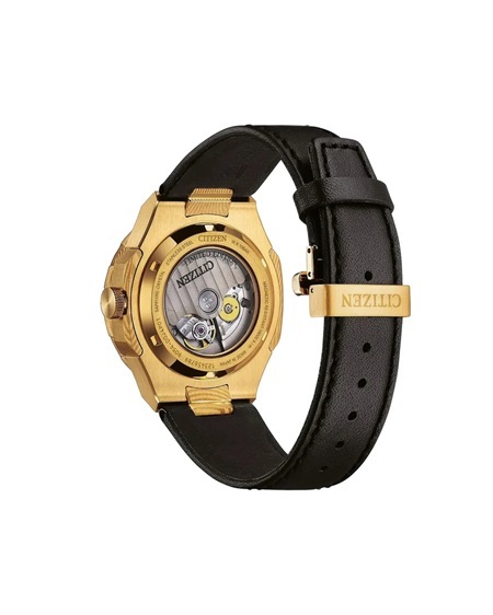 CITIZEN Series 8 GMT 5th Anniversary NB6092-01E Limited Edition con cassa in acciaio Damasco, quadrante in carbonio forgiato e cinturino in pelle nera, particolare del fondello